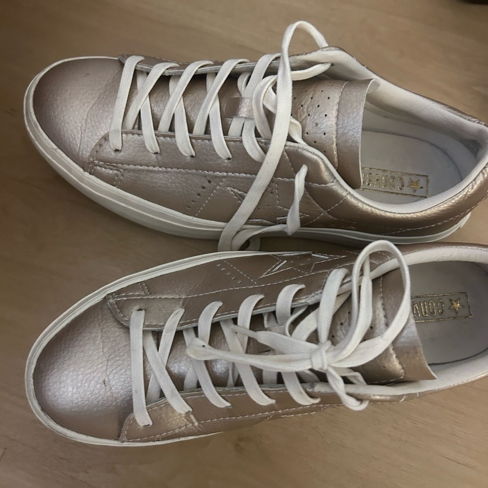 Platform converse